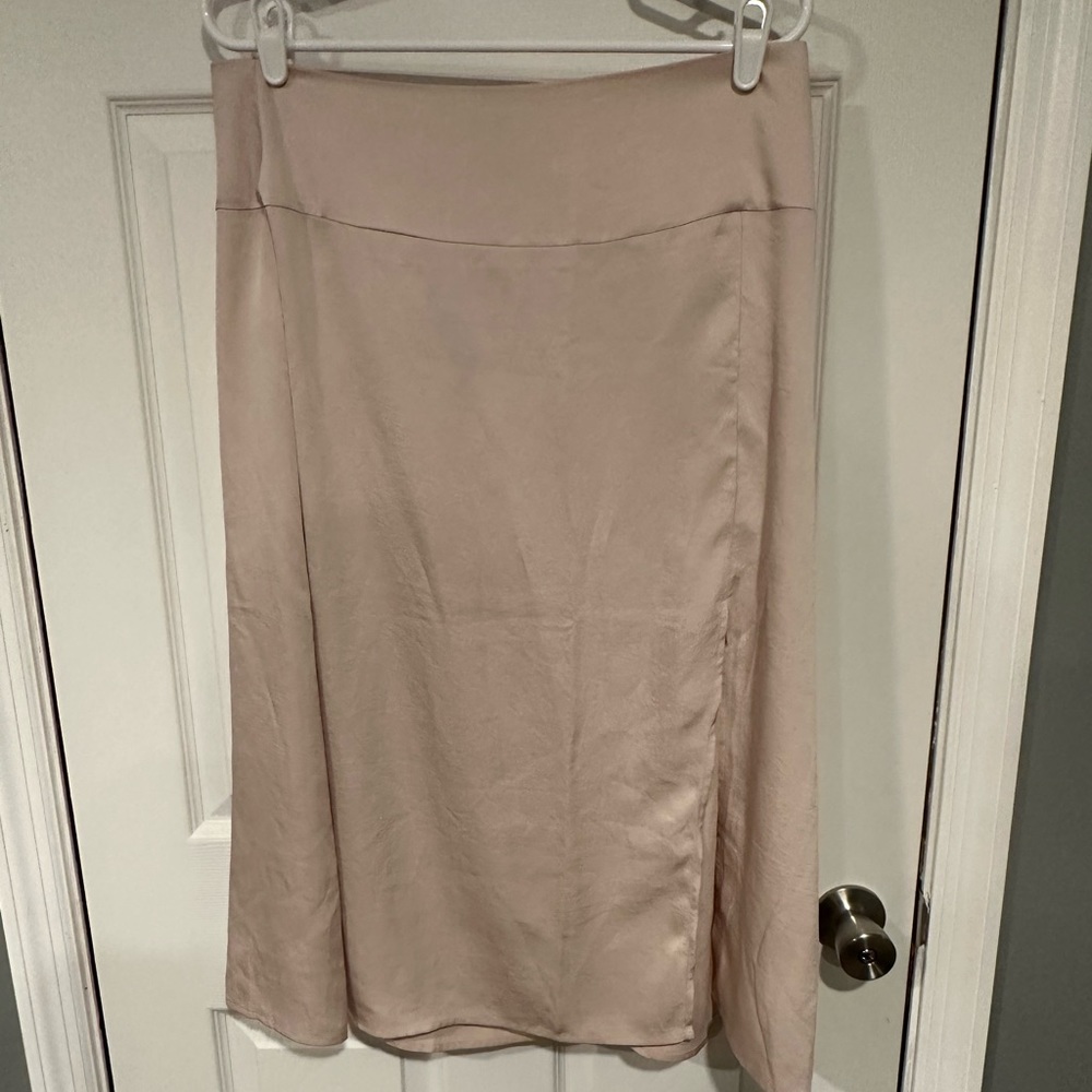❤️ Express High Rise Midi Skirt - Picture 2 of 10
